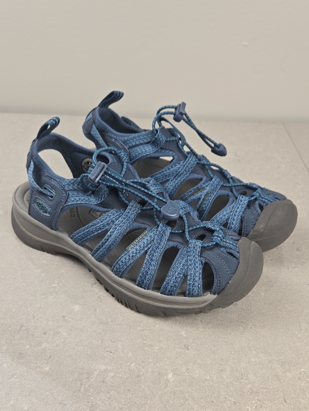 KEEN Whisper Women’s Blue Hiking Water Sandals Gorpcore Outdoor Trail Shoes Sz 8